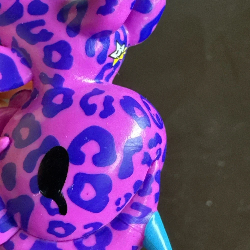 Leora Unicorno figure Neon Star by tokidoki collection‎ 2 in Rare Purple Cheetah